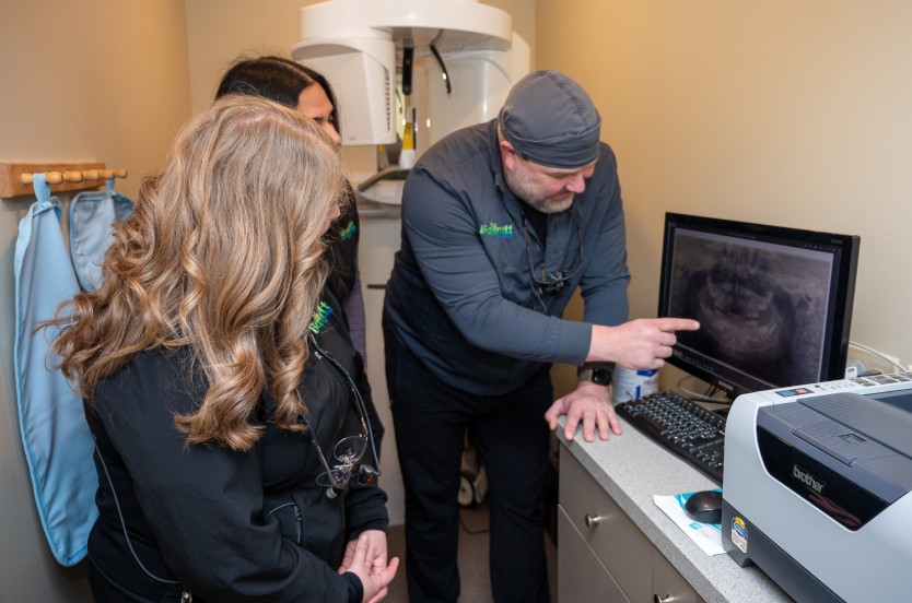 Periodontics & Dental Implants Guide: What Patients Need to Know